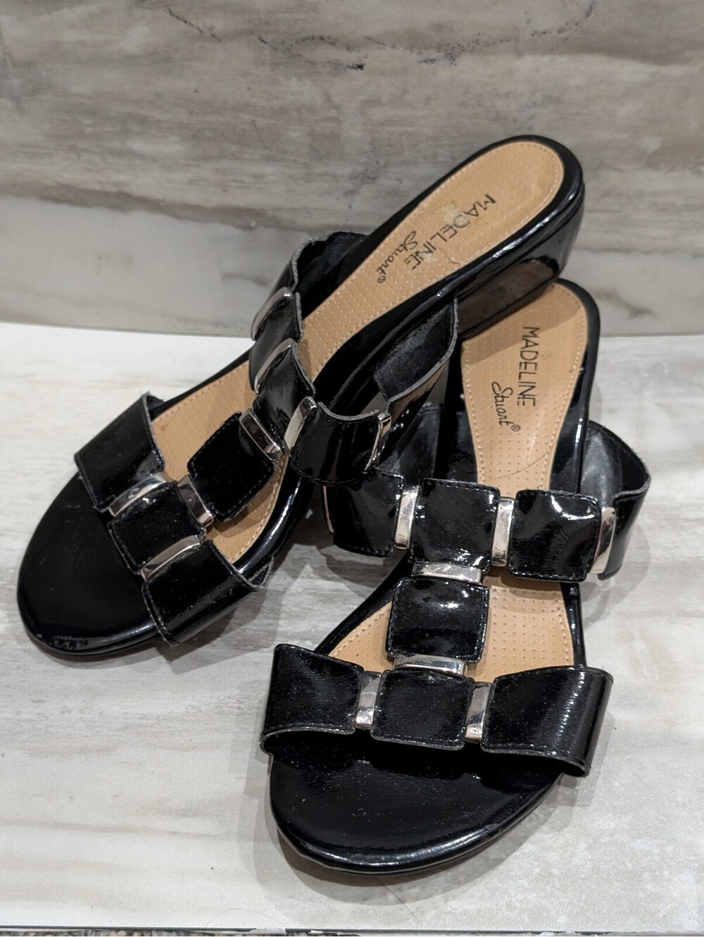 Madeline Stuart Black Patent Kitson Slingback Sandals Size 7M